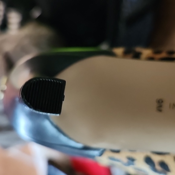 Adrienne Vittadini Leopard Print Heeled Booties - Picture 12 of 15